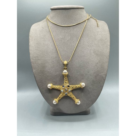 Vintage Signed CRAFT Seastar Necklace Starfish Gold Tone w Pearls & Rhinestones - Picture 2 of 15